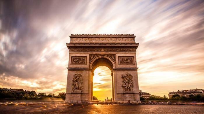 Little Boudoir Of Paris Champs-Elysees Exterior photo