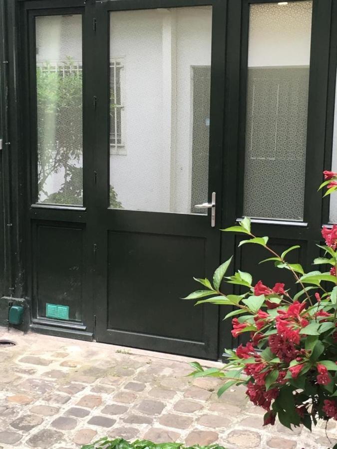 Little Boudoir Of Paris Champs-Elysees Exterior photo